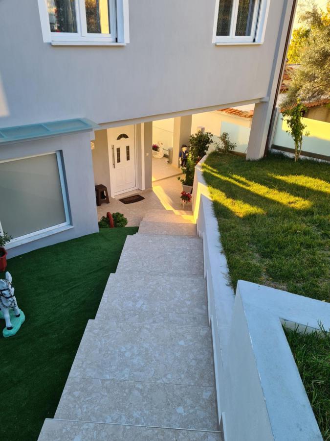 Loridis View Apartments พริโนส ภายนอก รูปภาพ