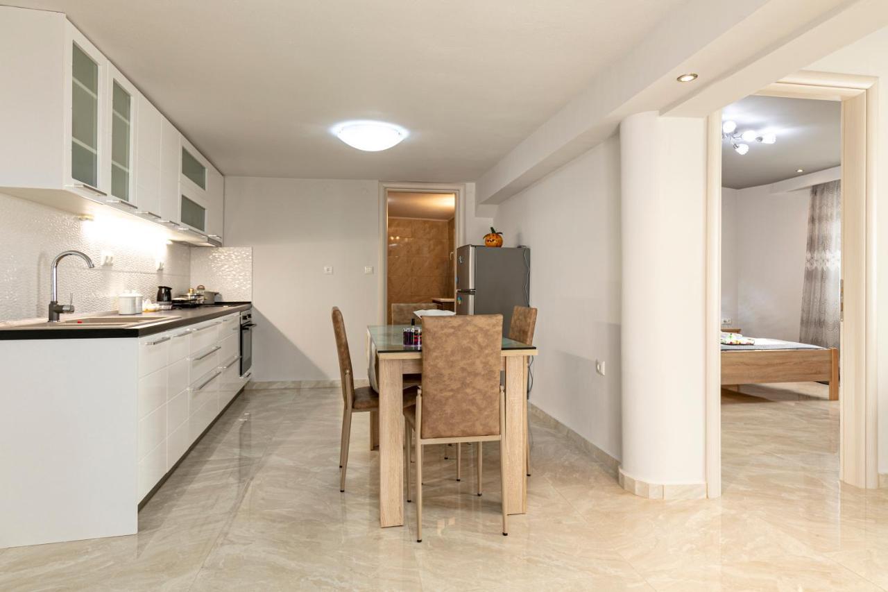Loridis View Apartments พริโนส ภายนอก รูปภาพ